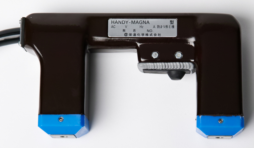 東進(jìn)化學(xué)進(jìn)口日本便于磁粉探傷的磁粉A-1型探傷儀